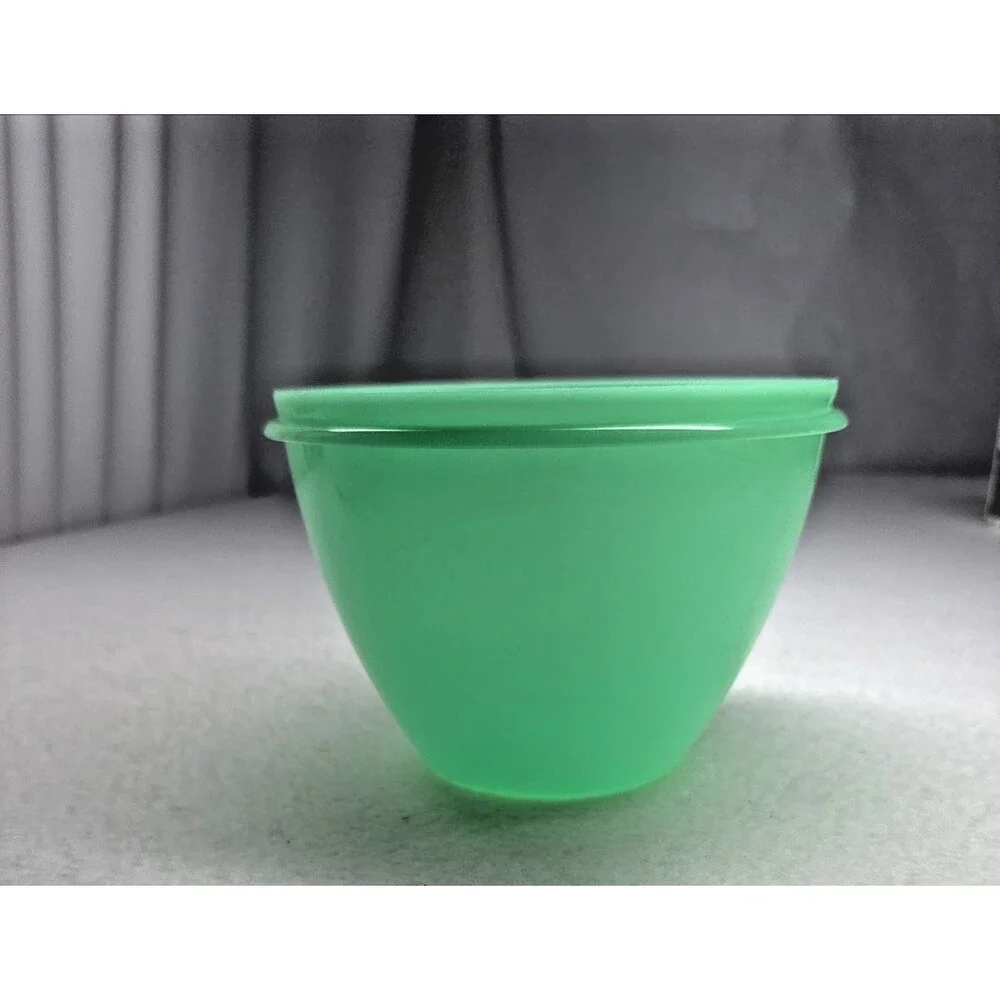 Tupperware Vintage 70s Crisp-It #679 Jadeite Green Lettuce Keeper Bowl Only